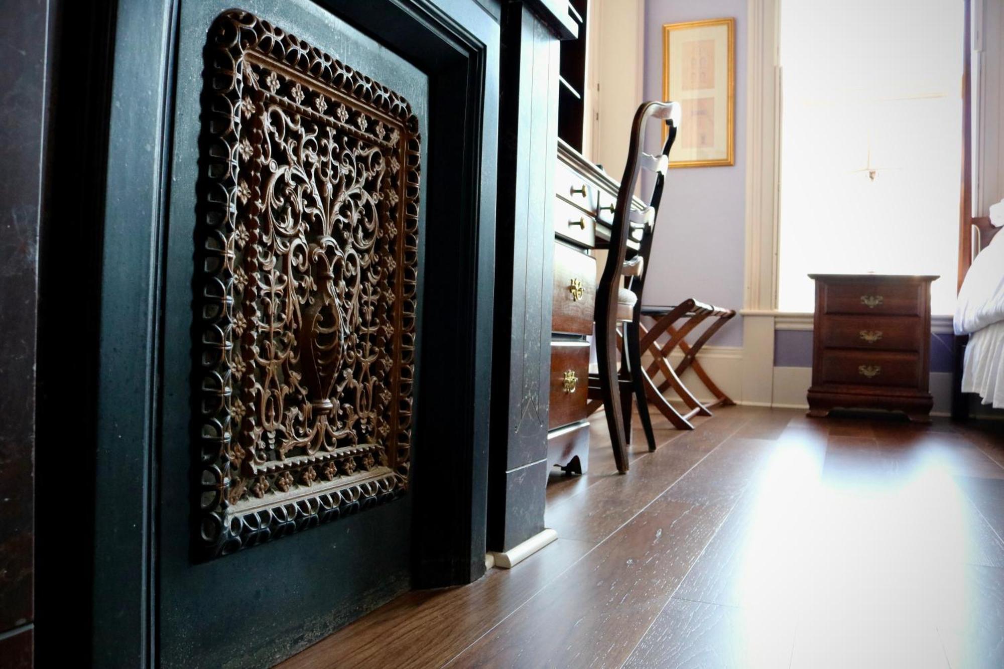 The Joshua Wilton House Otel Harrisonburg Dış mekan fotoğraf
