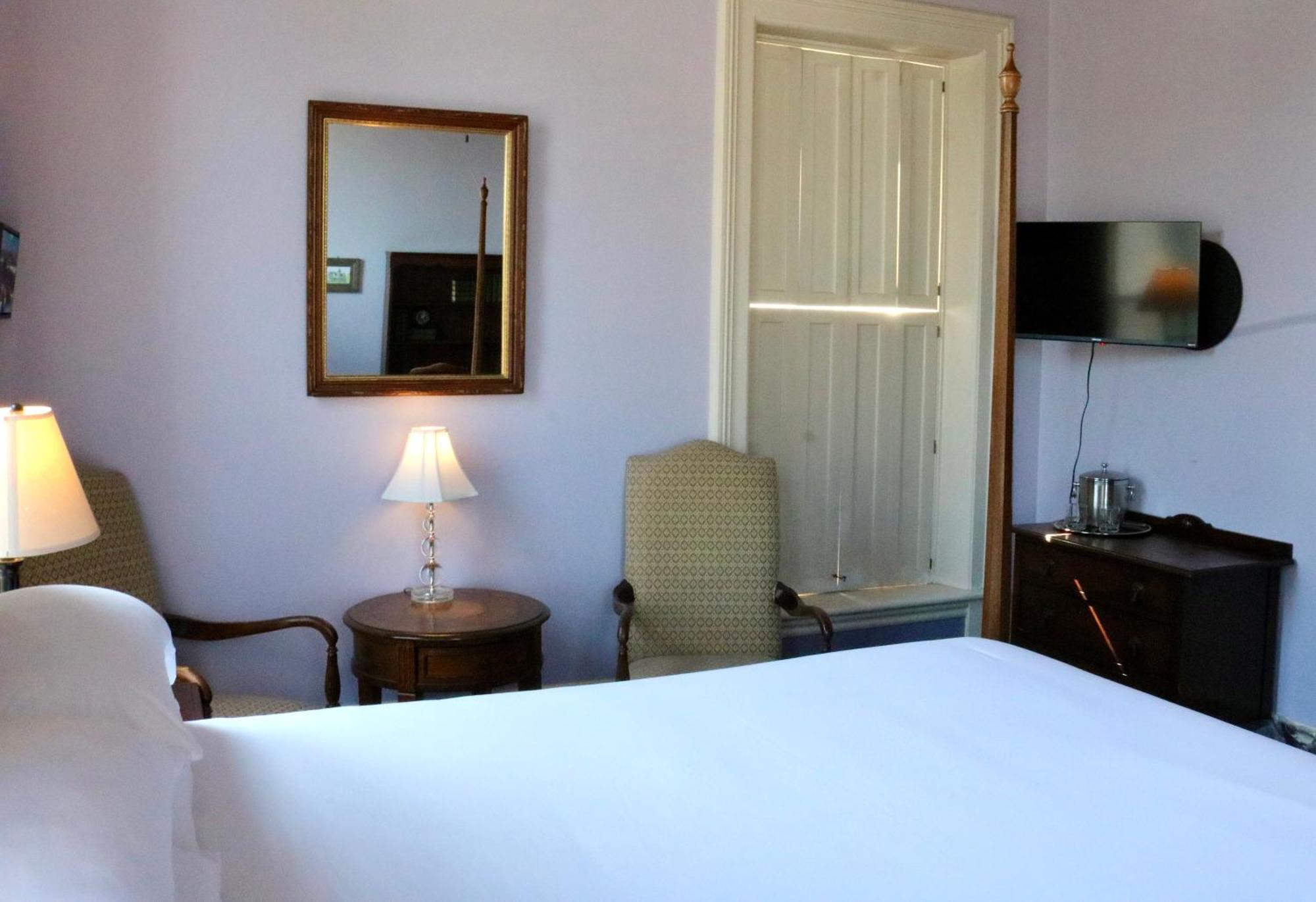 The Joshua Wilton House Otel Harrisonburg Dış mekan fotoğraf